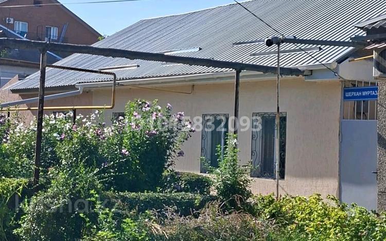 Часть дома · 4 комнаты · 110 м² · 4 сот., мкр Аулие-Ата, Шерхан Муртаза 15 А — В самом центре города,в парковой зоне,Центральный парк за 55 млн ₸ в Таразе — фото 2