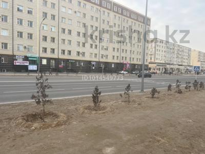 Еркін, кеңселер, дүкендер мен бутиктер, қоймалар, сұлулық салондары, медорталықтар мен дәріханалар, білім орталықтары, кабинеттер және жұмыс орындары · 70 м², бағасы: 500 000 ₸ в Актау, 19А мкр