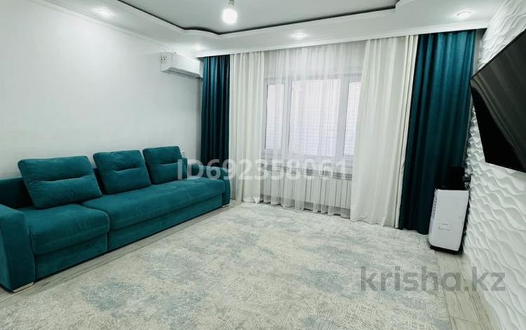 3-комнатная квартира, 61.7 м², 1/5 этаж, Абая 67 за 34 млн 〒 в Сатпаев — фото 2