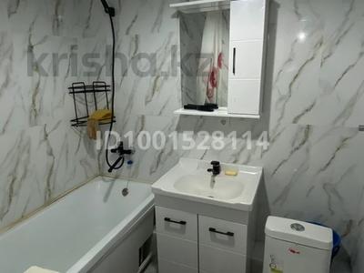 2-комнатная квартира · 54 м² · 8/9 этаж · помесячно, мкр Шугыла, Райымбека — Жуалы за 250 000 〒 в Алматы, Наурызбайский р-н