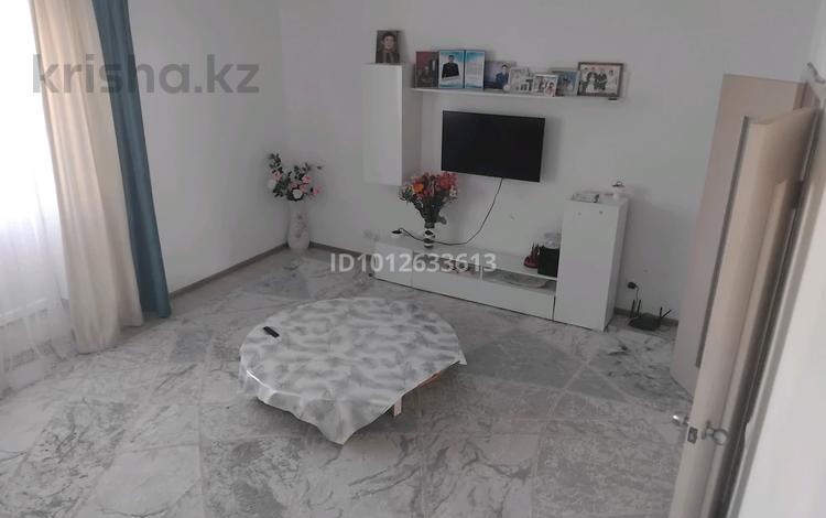 3-комнатная квартира · 86.4 м² · 3/5 этаж, Бокейхана 21/4 — Пересечение Бокейхана-Бухар Жырау, Бокейхана-Улы дала за 44.5 млн ₸ в Астане, Есильский р-н — фото 2