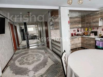 4-комнатная квартира · 152.6 м² · 2/2 этаж, Аманжолова 24 за 60 млн 〒 в Жезказгане