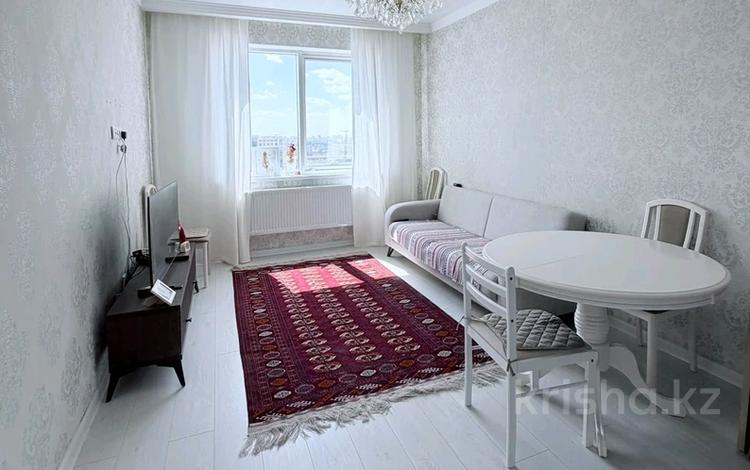 2-комнатная квартира · 45.7 м² · 17/19 этаж, Аманжолова 28/1 за ~ 30 млн ₸ в Астане, Сарайшык р-н — фото 2
