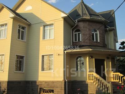 Отдельный дом · 8 комнат · 400 м² · 10 сот., мкр Калкаман-2, Абилова 31 — Шаляпина за 350 млн 〒 в Алматы, Наурызбайский р-н