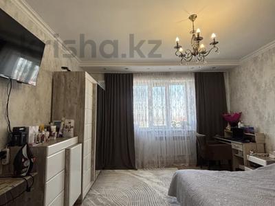 2-комнатная квартира · 61 м² · 5/10 этаж, мкр Аксай-1 за 43 млн 〒 в Алматы, Ауэзовский р-н