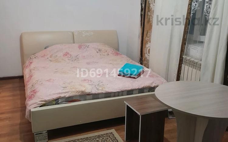 1-бөлмелі пәтер · 22 м² · 1/4 қабат, 31Б ш/а. — Айша Сарай, бағасы: 7 000 ₸ в Актау, 31Б мкр — фото 2