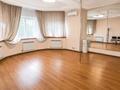 Дом · 3 комнаты · 230 м², мкр Думан-1 35 — Хан-тенгри за 80 000 ₸ в Алматы, Медеуский р-н — фото 8