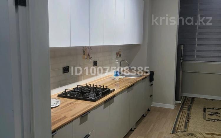 2-бөлмелі пәтер · 90 м², 3 пер.Мәңгілік Ел 35"а" — 3 пер. Мәңгілік Ел 35"а", бағасы: 200 000 ₸ в Таразе — фото 13