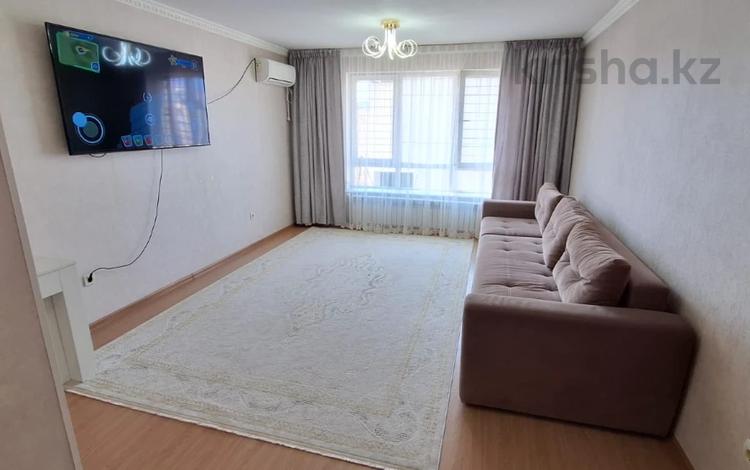 3-комнатная квартира · 84 м² · 9/9 этаж, мкр Аккент, аксайская за 38.8 млн ₸ в Алматы, Алатауский р-н — фото 2