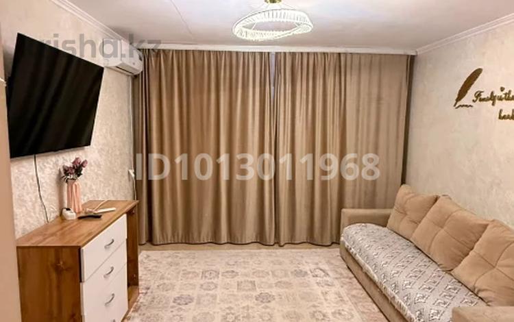 2-бөлмелі пәтер · 48 м² · 4/5 қабат, 14-шағынаудан, Бирюзова 58, бағасы: 16 млн ₸ в Караганде, Алихана Бокейханова р-н — фото 2