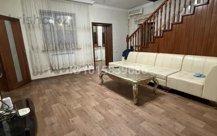 7-комнатная квартира · 160 м² · 2 этаж, Жансугурова 393 — Перед домом есть столовая «Али Плов». за 550 000 ₸ в Алматы, Турксибский р-н — фото 2