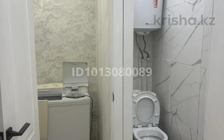 2-комнатная квартира · 48 м² · 4/5 этаж, мкр Юго-Восток, Рыскулова 25 за 18 млн ₸ в Караганде, Казыбек би р-н — фото 9