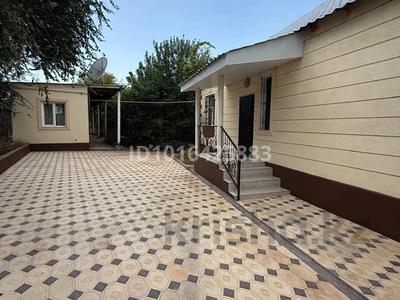 Отдельный дом · 4 комнаты · 127 м² · 10 сот., мкр Турлан 13 — 55 школа за 48 млн ₸ в Шымкенте, Абайский р-н