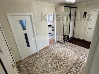 3-комнатная квартира · 63 м² · 1/4 этаж, Сарыжайлау 16 за 18 млн ₸ в Актобе, жилой массив Жилянка