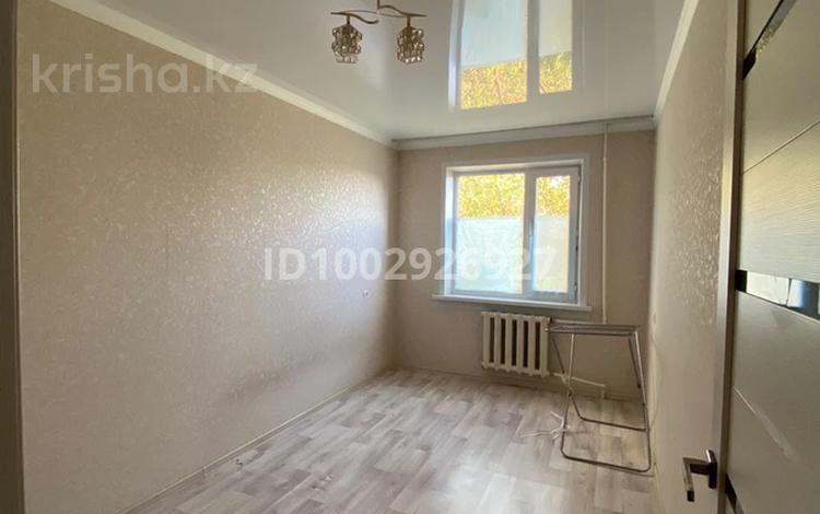 2-комнатная квартира · 46.6 м² · 1/5 этаж, Майкудук, 15й микрорайон за 13 млн 〒 в Караганде, Алихана Бокейханова р-н — фото 2