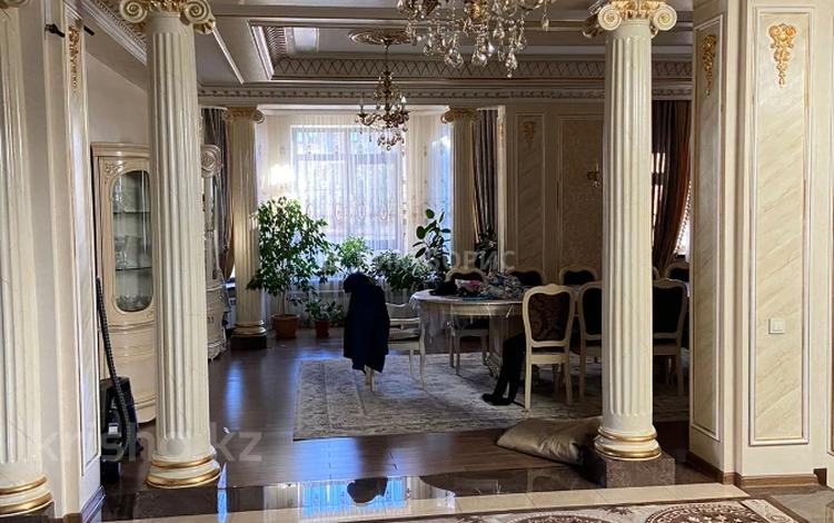 Отдельный дом • 6 комнат • 514 м² • 10 сот., мкр Калкаман-3 — Шаляпина за 250 млн 〒 в Алматы, Наурызбайский р-н — фото 3