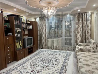 3-бөлмелі пәтер · 90 м² · 8/9 қабат, 11а шағынауданы, бағасы: 23 млн ₸ в Караганде, Алихана Бокейханова р-н