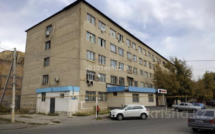 1-бөлмелі пәтер · 18.7 м² · 5/5 қабат, Турысова 47, бағасы: 5.5 млн ₸ в Шымкенте, Аль-Фарабийский р-н — фото 2