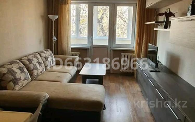 3-бөлмелі пәтер · 60 м² · 3/4 қабат, №5 ш/а. — Алтынсарина, бағасы: 350 000 ₸ в Алматы, Ауэзовский р-н — фото 3