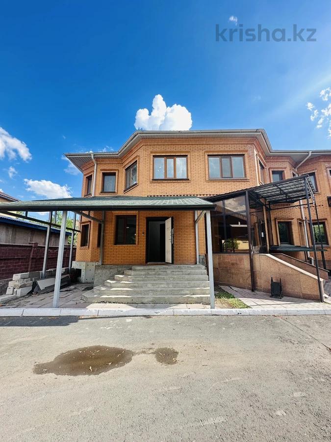 Отдельный дом · 6 комнат · 200 м² · 3 сот.