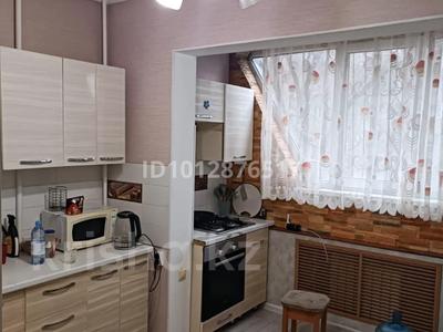 3-комнатная квартира · 75 м² · 2/9 этаж, мкр Тастак-2 21 — Брусиловского/Толе би за 350 000 ₸ в Алматы, Алмалинский р-н