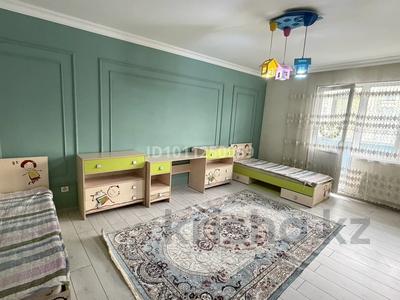 3-комнатная квартира · 79 м² · 3/12 этаж, мкр Акбулак 7 — По Раимбека за магазином Смол за 300 000 ₸ в Алматы, Алатауский р-н