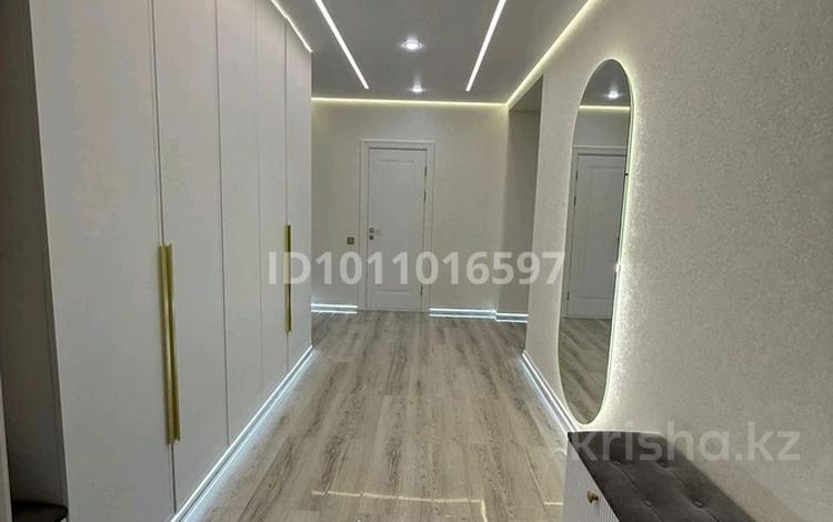 3-бөлмелі пәтер · 91.2 м² · 2/12 қабат, улица Бейбарыс Султан 25/2, бағасы: 53.5 млн ₸ в Астане, Сарыарка р-н — фото 2