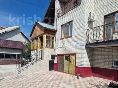 Отдельный дом · 6 комнат · 260 м² · 8 сот., Дробышева 48 за 49 млн 〒 в Усть-Каменогорске