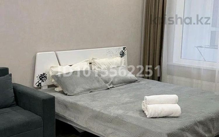 2-комнатная квартира · 40 м² · 3/12 этаж, Санжара Асфендиярова 8 за 3 000 ₸ в Астане, Нура р-н — фото 2