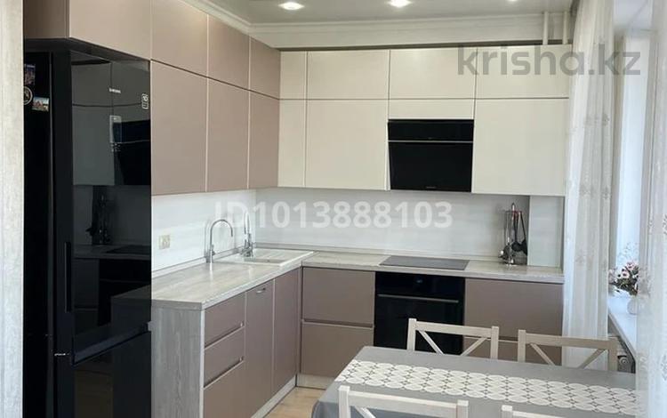 3-комнатная квартира · 95 м² · 7/10 этаж, Казыбек Би 38 за 52 млн ₸ в Усть-Каменогорске — фото 2