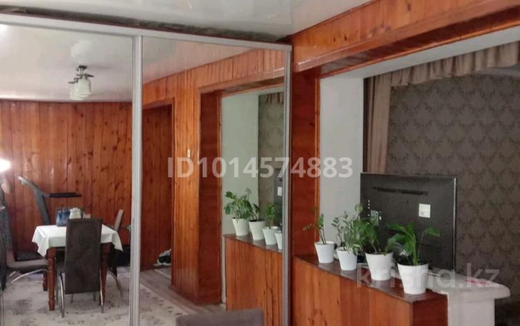 2-комнатная квартира · 56 м² · 2/2 этаж, мкр 16-й военный городок 292 Ж за 250 000 ₸ в Алматы, Турксибский р-н — фото 2