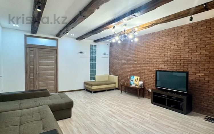 2-комнатная квартира · 64 м² · 8/21 этаж, Толе би 286/6 за ~ 37.8 млн ₸ в Алматы, Алмалинский р-н — фото 2