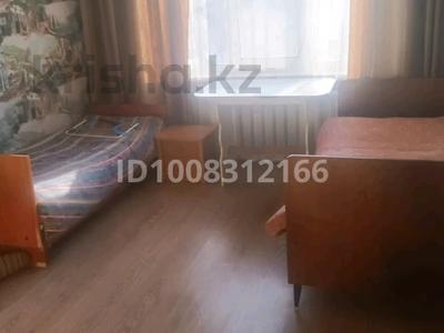 3-бөлмелі пәтер · 82 м² · 4/5 қабат, Микояна 10, бағасы: 200 000 ₸ в Усть-Каменогорске