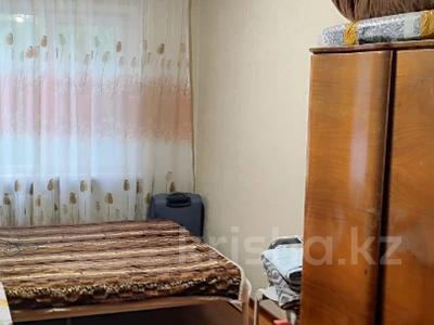 3-комнатная квартира · 56 м² · 3/4 этаж, мкр №1 12 за 35 млн 〒 в Алматы, Ауэзовский р-н