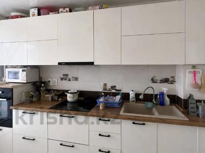 2-комнатная квартира · 60 м² · 9/10 этаж, Жургенов 32 — ШКОЛА 74 за ~ 30.6 млн ₸ в Астане, Сарайшык р-н