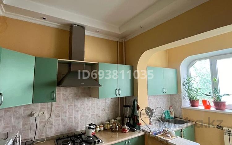 1 бөлме · 20 м² · 4 қабат, Таугүл-1 ш/а. 49, бағасы: 90 000 ₸ в Алматы, Ауэзовский р-н — фото 4