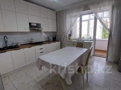 3-комнатная квартира · 106.4 м² · 4/5 этаж, мкр. Алтын орда, Молдагуловой 57д за 47 млн ₸ в Актобе