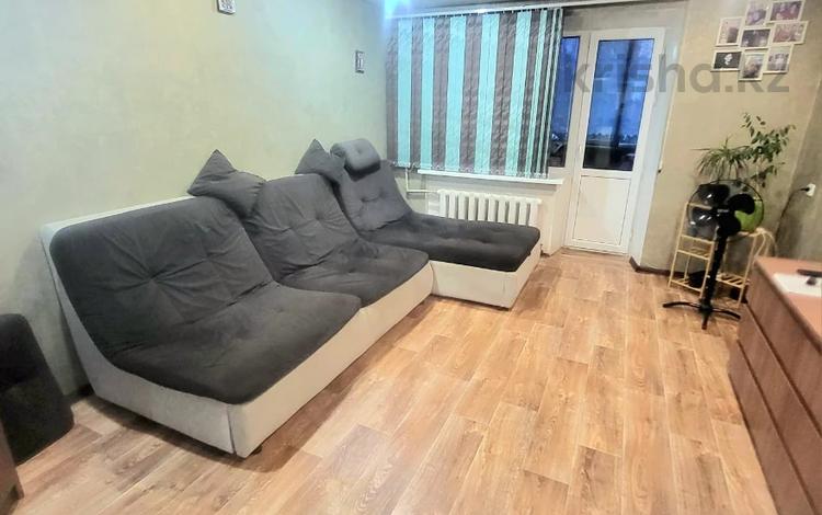 3-комнатная квартира · 70 м² · 2/5 этаж, Республики за 20.5 млн 〒 в Темиртау — фото 2