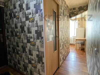 Тәулігіне пәтерлер в Карагандинской обл.: 1-бөлмелі пәтер · 32 м² · 5/5 қабат, Димитрова 70/2 — Металлургов, бағасы: 7 000 〒 1-бөлмелі пәтер · 32 м² · 5/5 қабат, Димитрова 70/2 — Металлургов, бағасы: 7 000 〒 в Темиртау