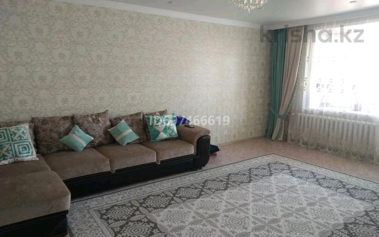 3-бөлмелі пәтер · 85.5 м² · 3/5 қабат, Гастелло 42, бағасы: 37 млн ₸ в Петропавловске — фото 2