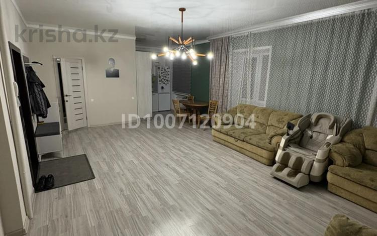 3-комнатная квартира · 60.9 м² · 3/3 этаж, Кайыма Мухамедханова 50 за 26 млн 〒 в Семее — фото 2