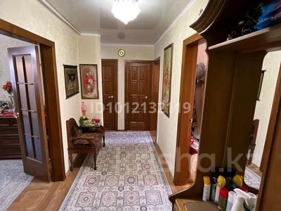3-комнатная квартира · 63.3 м² · 2/5 этаж, ул. Анатолия Скоробогатова 67 за 24 млн ₸ в Уральске
