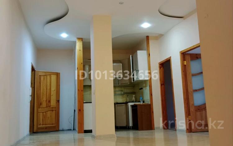 3-бөлмелі пәтер · 84.8 м² · 1/5 қабат, 10-ш/а., бағасы: 36 млн ₸ в Актау, 10-й мкр — фото 2