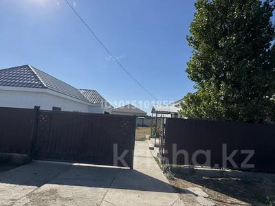 Отдельный дом · 2 комнаты · 100 м² · 8 сот., Кисмет Акудина 30 — Еркінқала 2 за 18 млн ₸ в Атырау