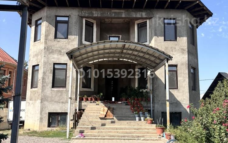 Жеке үй · 8 бөлме · 443 м² · 13 жүзд., Достық ш/а., Поль Гурдэ 16 — Кафе Еден, бағасы: 2 млн ₸ в Алматы, Ауэзовский р-н — фото 2