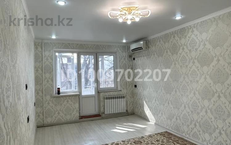 3-бөлмелі пәтер · 57.8 м² · 4/5 қабат, Республика 25 Б — Рядом школа №18, бағасы: 21.5 млн ₸ в Шымкенте, Аль-Фарабийский р-н — фото 2