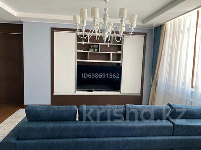 4-комнатная квартира · 105 м² · 11/20 этаж, Кабанбай батыра 43В — Кабанбай батыр/орынбор за 700 000 ₸ в Астане, Есильский р-н