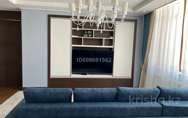 4-комнатная квартира · 105 м² · 11/20 этаж, Кабанбай батыра 43В — Кабанбай батыр/орынбор за 700 000 ₸ в Астане, Есильский р-н — фото 6