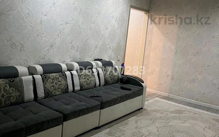 3-комнатная квартира · 57.6 м² · 3/5 этаж, Қабанбай Батыр 18 — Возле Ж д Больницы за 35 млн 〒 в Шымкенте, Аль-Фарабийский р-н — фото 2