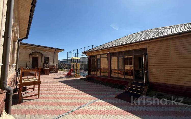 Жеке үй · 7 бөлме · 680 м² · 13.6 жүзд., Депутатский городок — Набережная реки Есиль, рядом с центром Столицы, бағасы: 599 млн ₸ в Астане — фото 51